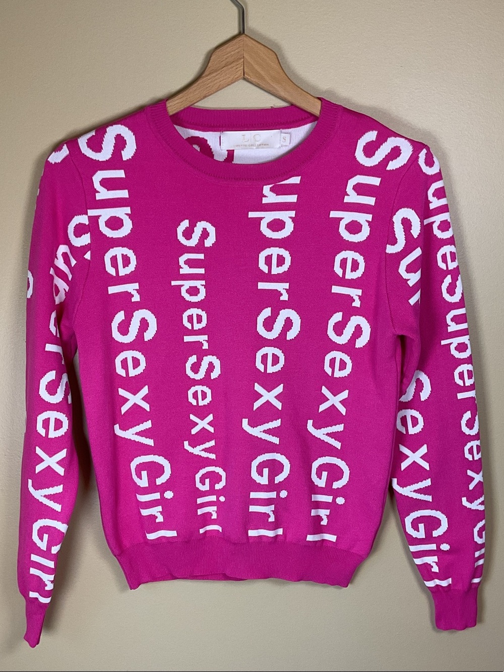 Lizette collection Pink 'SuperSexyGirl' Logo Knit Sweater size S